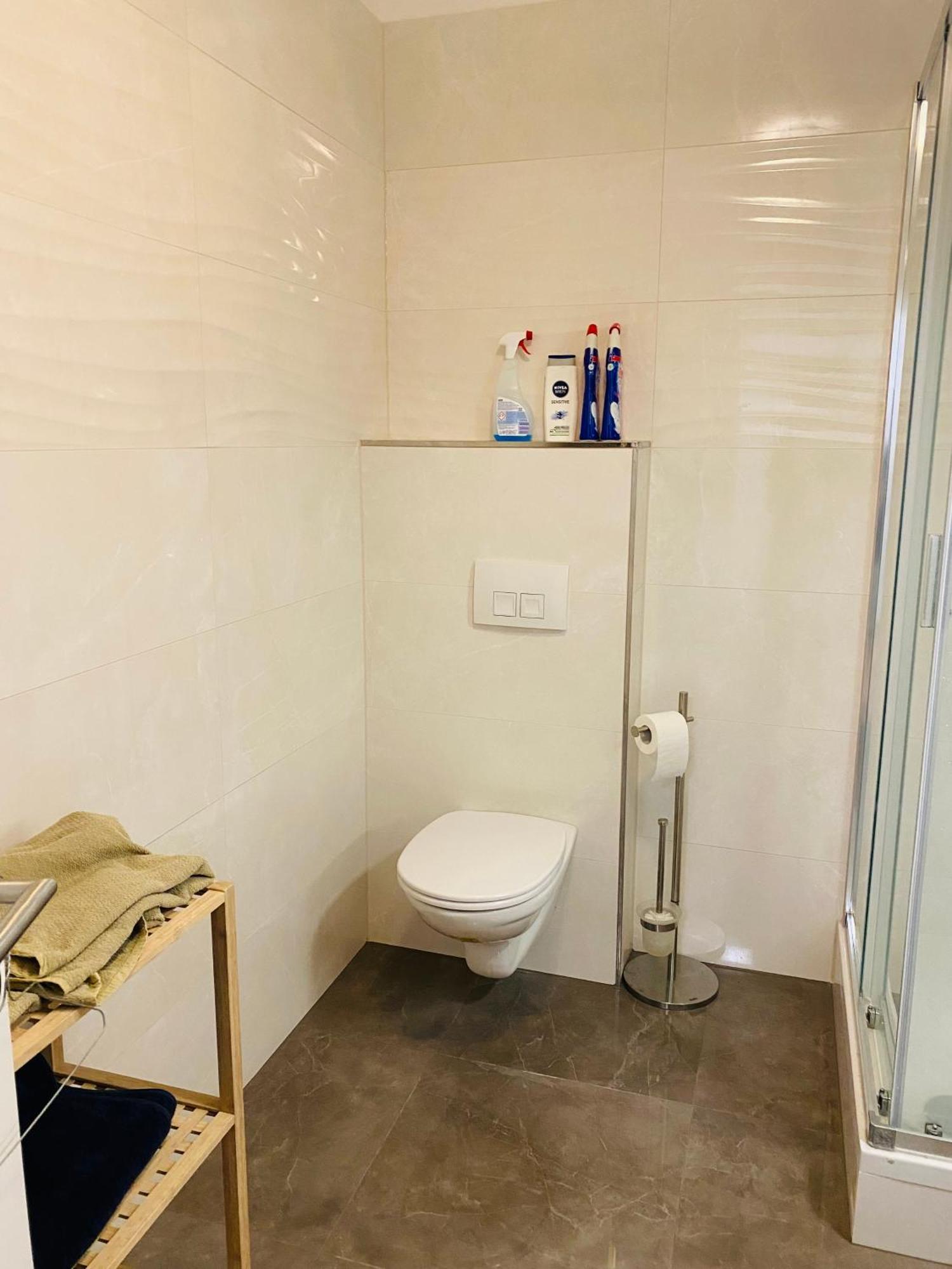 Siebenbrunnengasse Apartament Viena